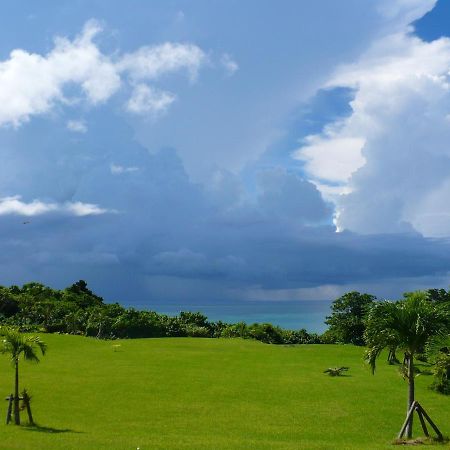 Tsundara Beach Retreat Ishigaki  Exterior photo