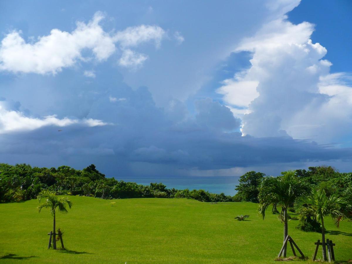 Tsundara Beach Retreat Ishigaki  Exterior photo