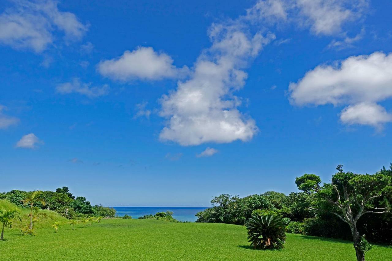 Tsundara Beach Retreat Ishigaki  Exterior photo